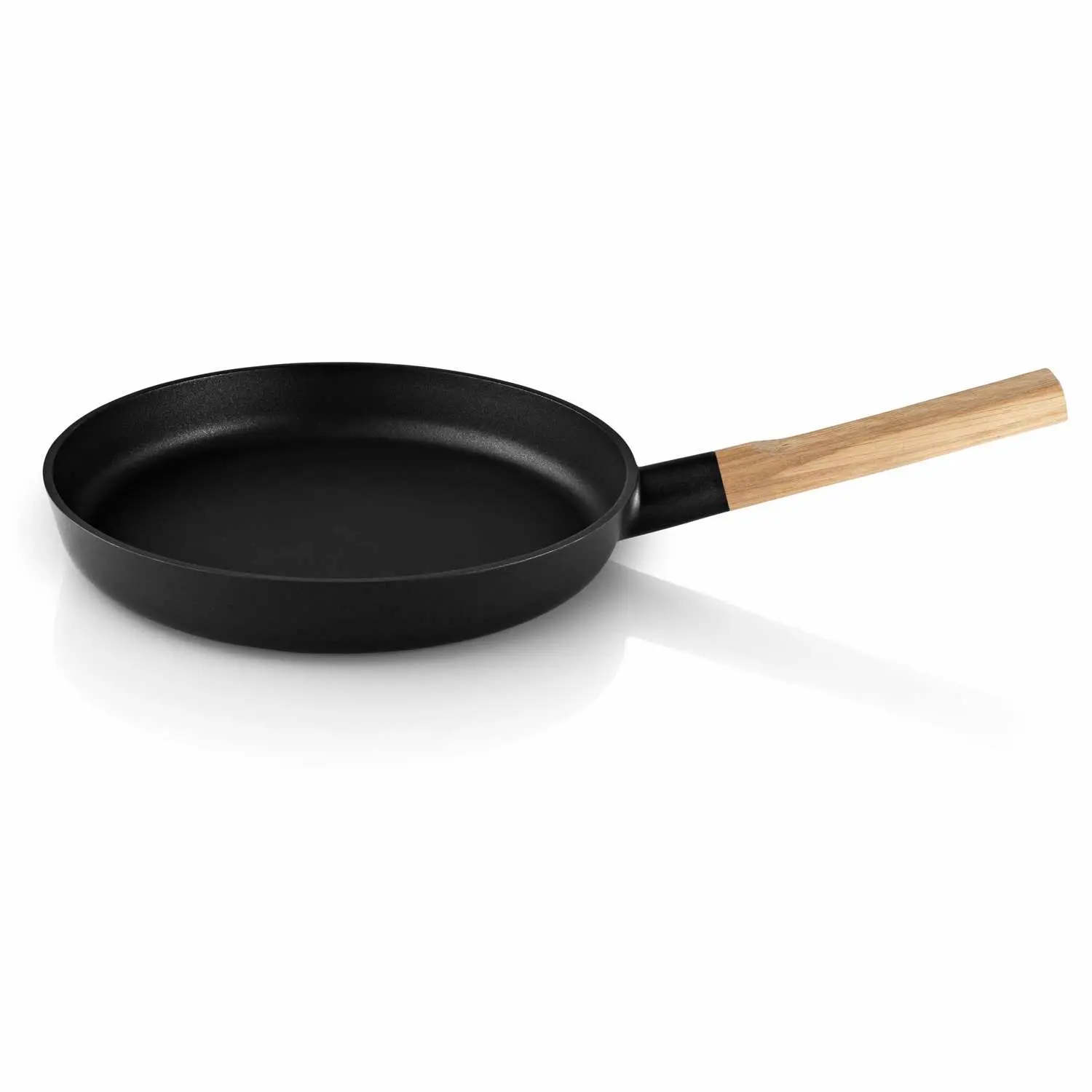 280328_frying_pan_28cm_3_high.jpg