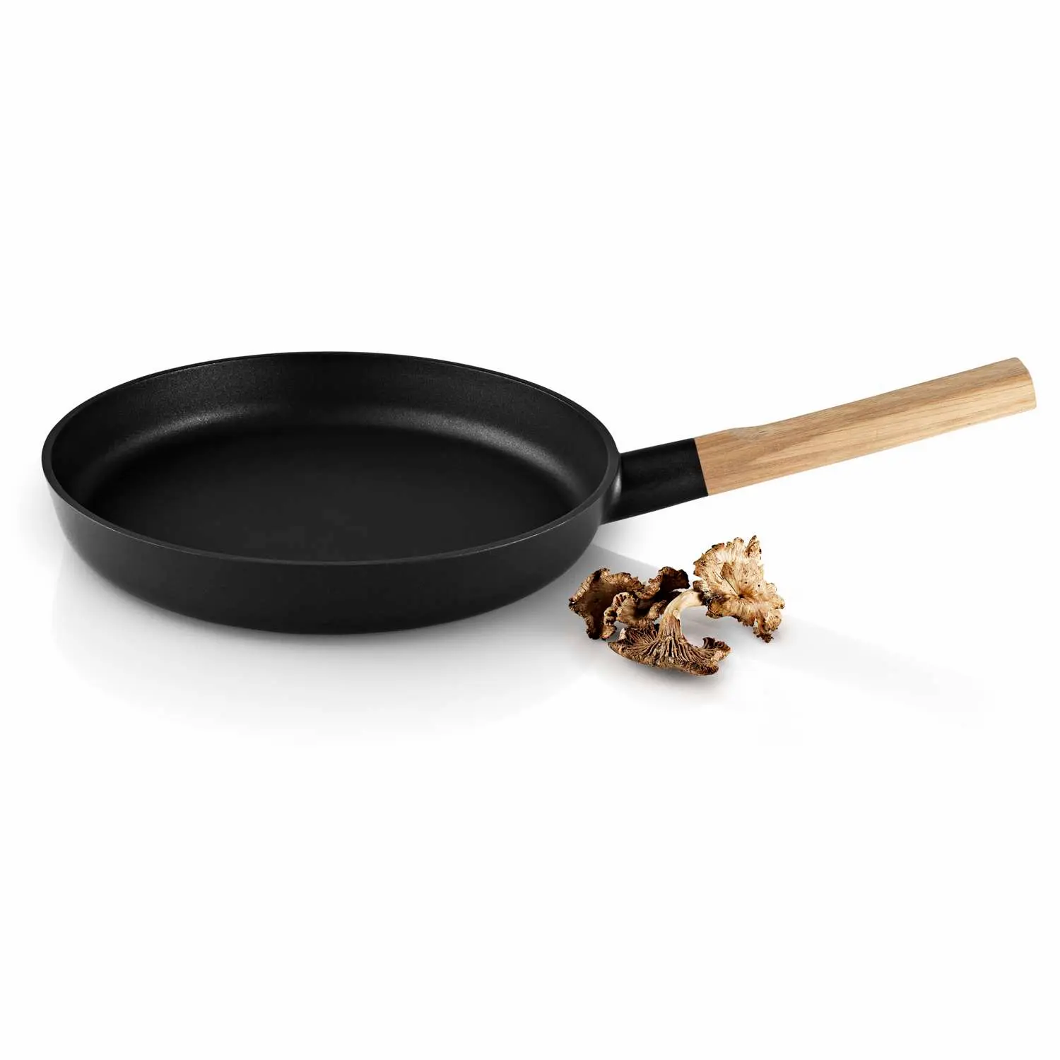280328_frying_pan_28cm_3_regi_high.jpg
