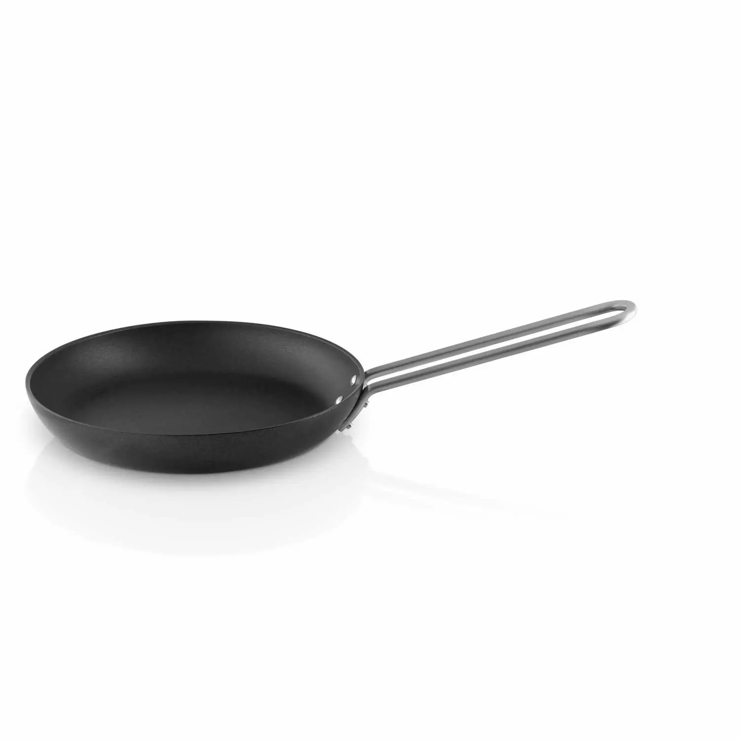 Black line frying pan - 24 cm